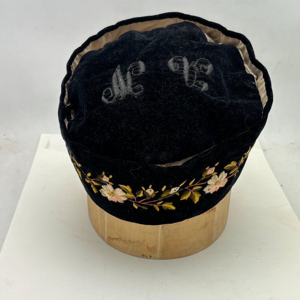 Antique Victorian Men's Hand Made Embroidered Smoking Cap - Picture 14 of 16